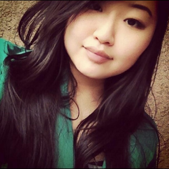 Join me as I start the adventure of a boutique! - Picture 1 of 8